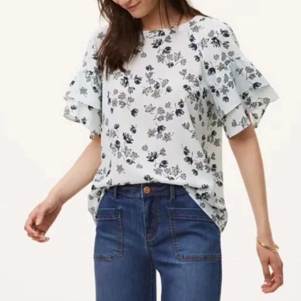 Loft Ann Taylor Fleur Tiered Sleeve- Size Medium